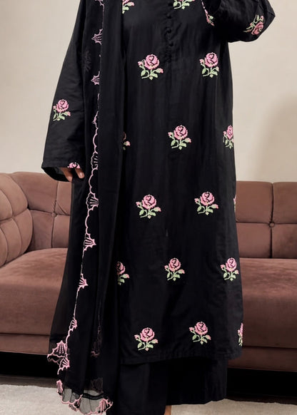 Women’s Embroidered 3PC Suit