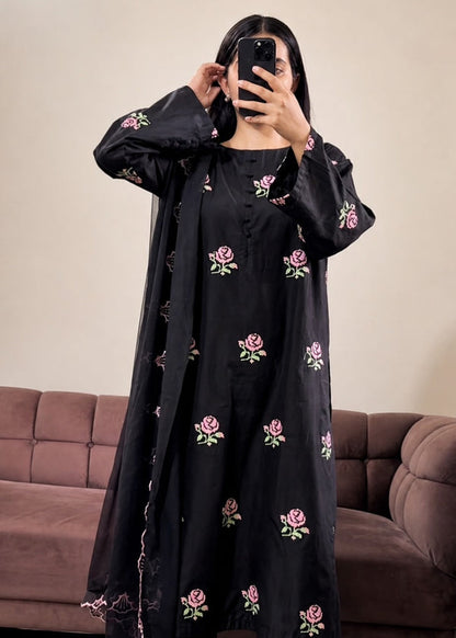 Women’s Embroidered 3PC Suit