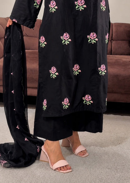Women’s Embroidered 3PC Suit