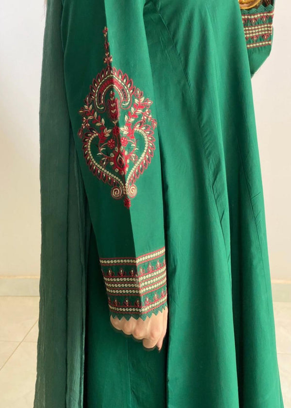 Embroidered Forest Green Flared Pishwas with Dupatta
